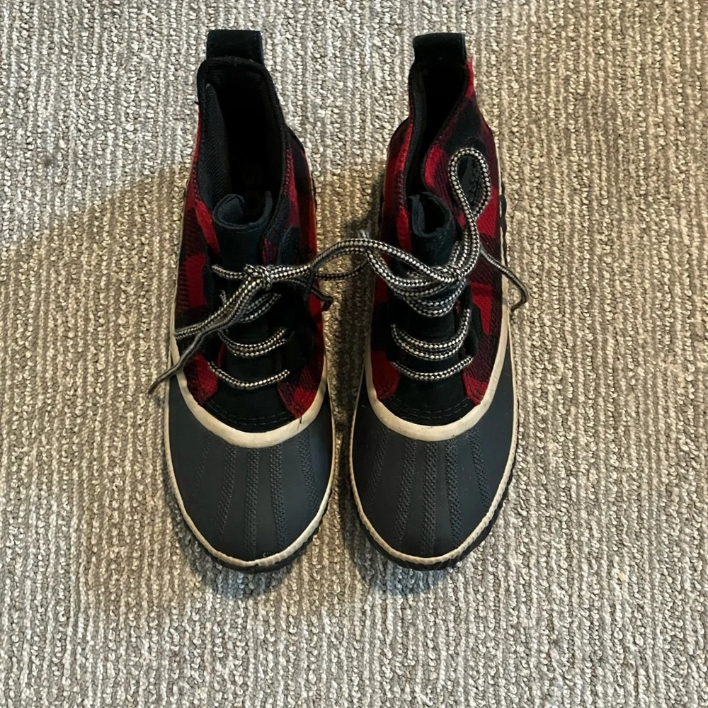 Sorel Women’s Out n About Boots | Waterproof | Snow | Outdoor | Apres Ski | 8.5